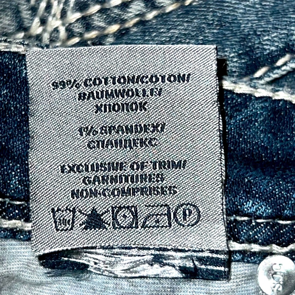 NWT SILVER JEANS👖 DISTRESSED RIPPED BOOTCUT TUESDAY JEANS Women’s 14 W34 L33 - Picture 15 of 15